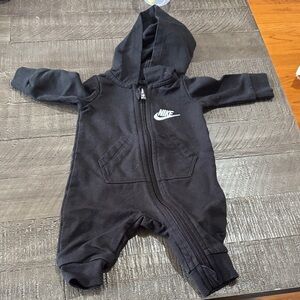 Nike black newborn one piece zip up